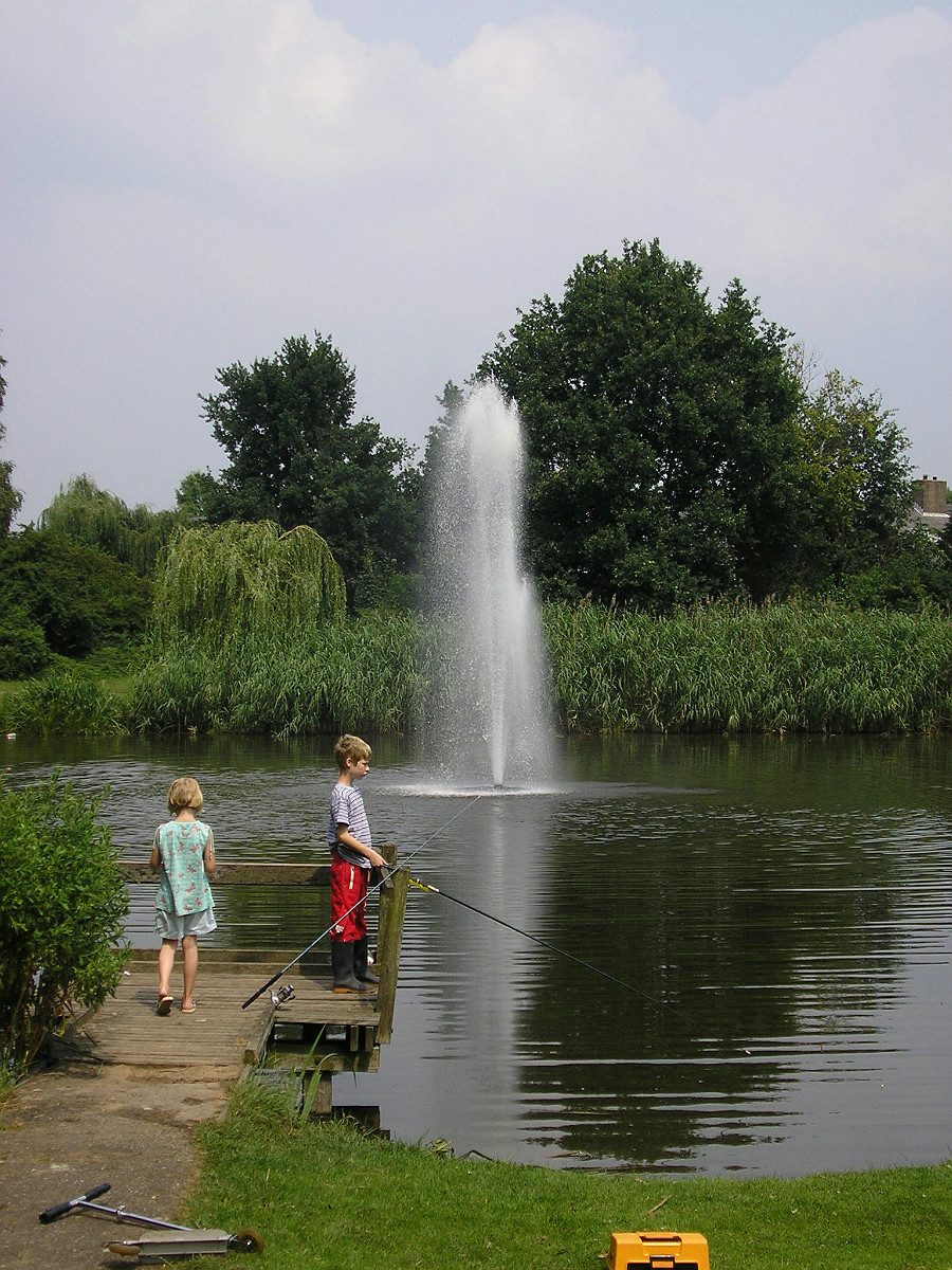 Fontein en beluchter in Gemeente Grave